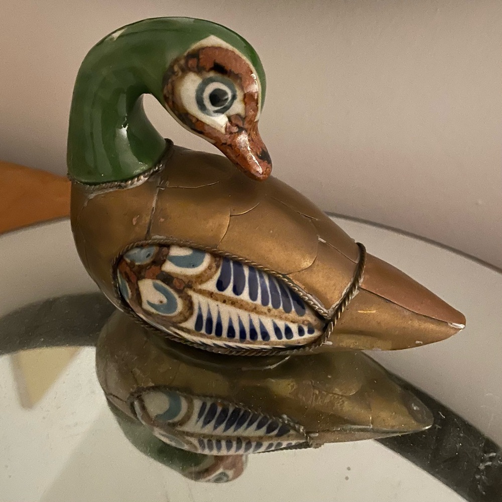 Brass & Ceramic 🦆vintage duck figurine.